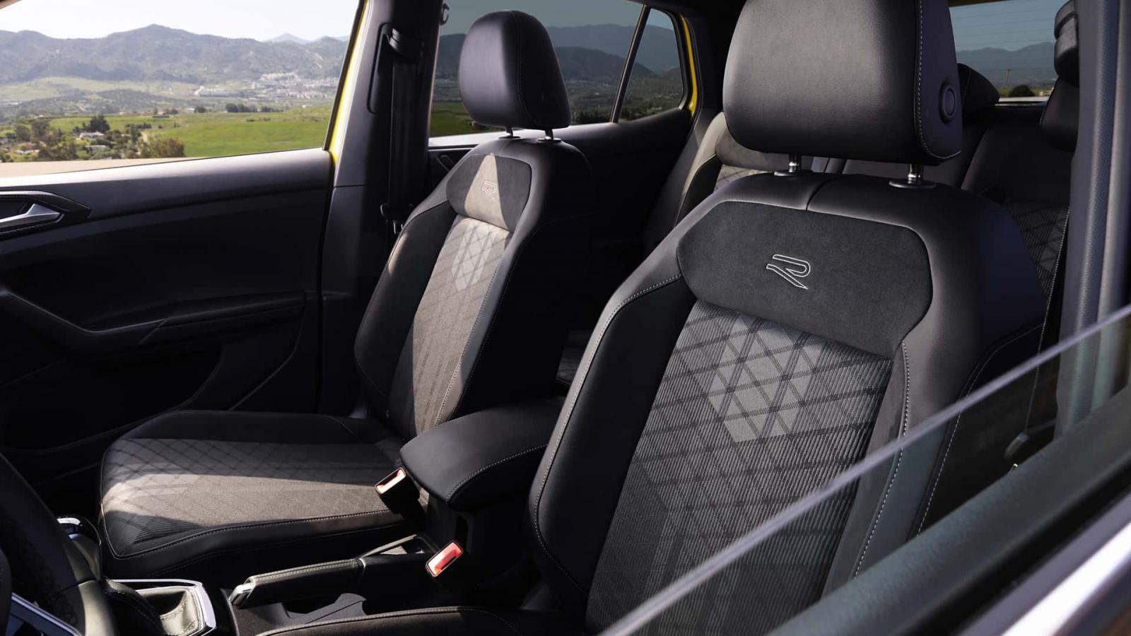 Πρεμιέρα για το ανανεωμένο Volkswagen T-Cross
